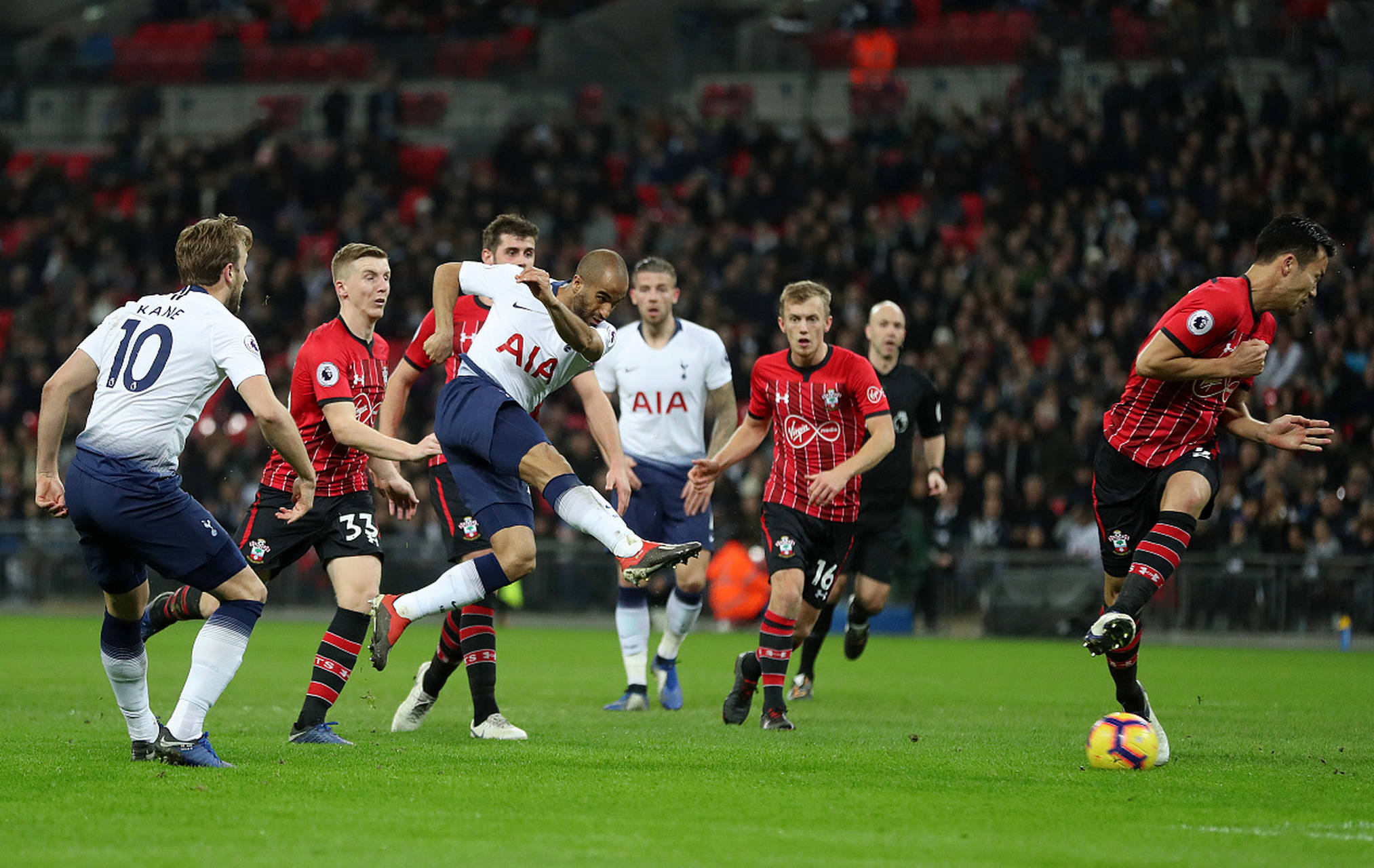 还体现在他 还体现在他